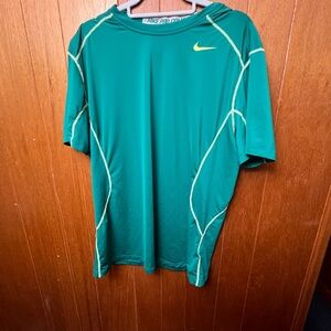 Nike Pro Combat Light Weight Tee Green XL